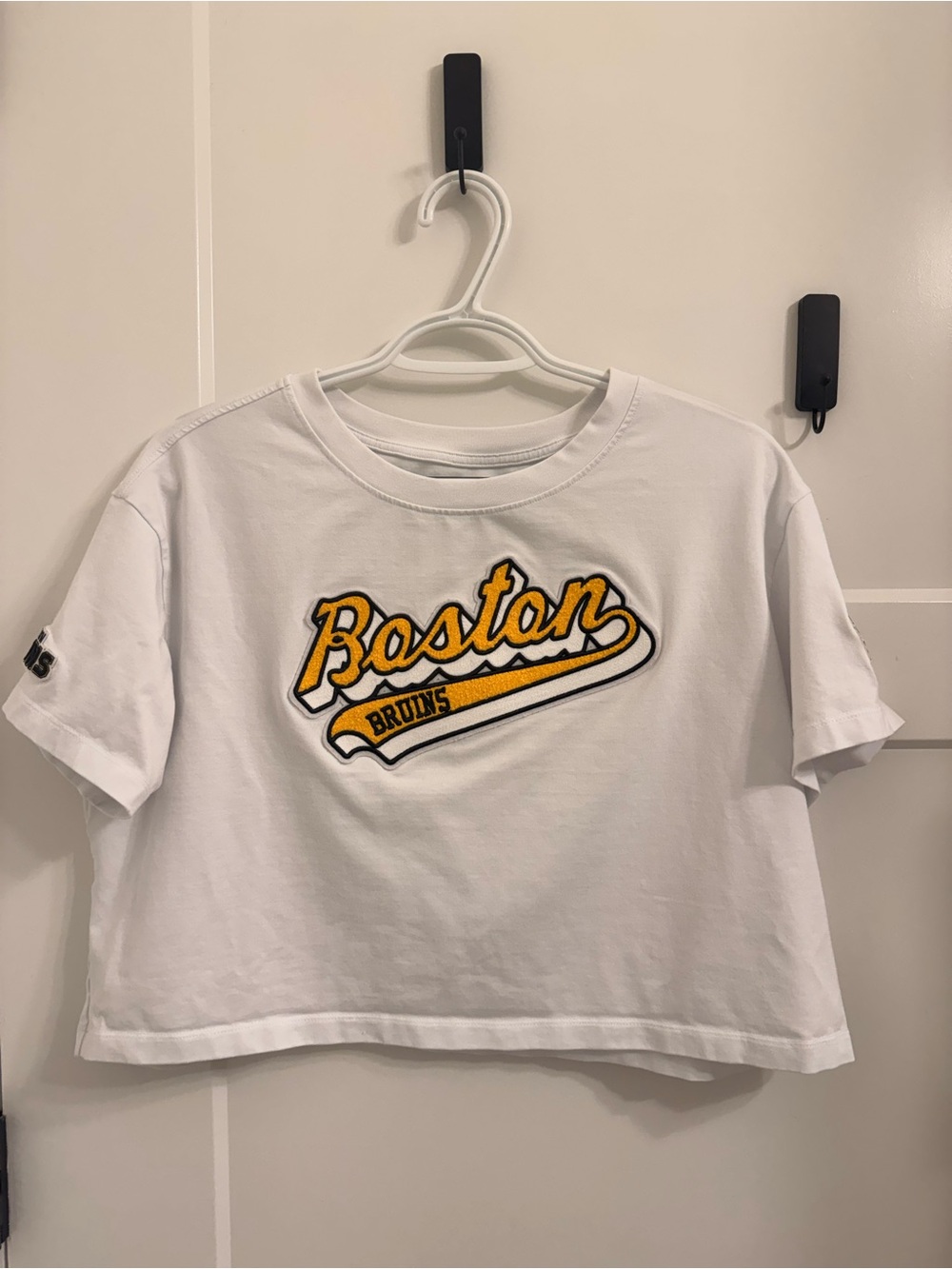 Boston Bruins Crop Tee (S) - NHL Official Licensed Product